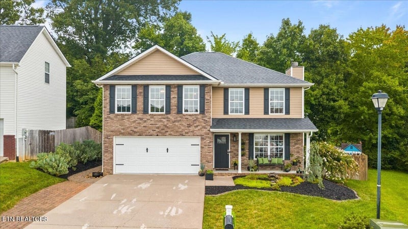 6101 Starflower Ln, Powell, TN 37849