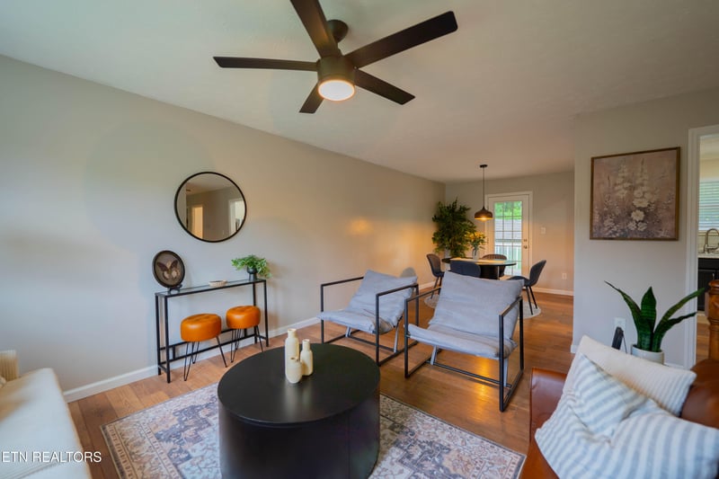 6105 Travis Dr, Knoxville, TN 37921