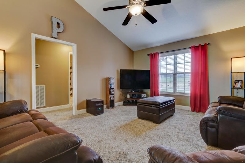 6109 Old Niles Ferry Pike, Greenback, TN 37742
