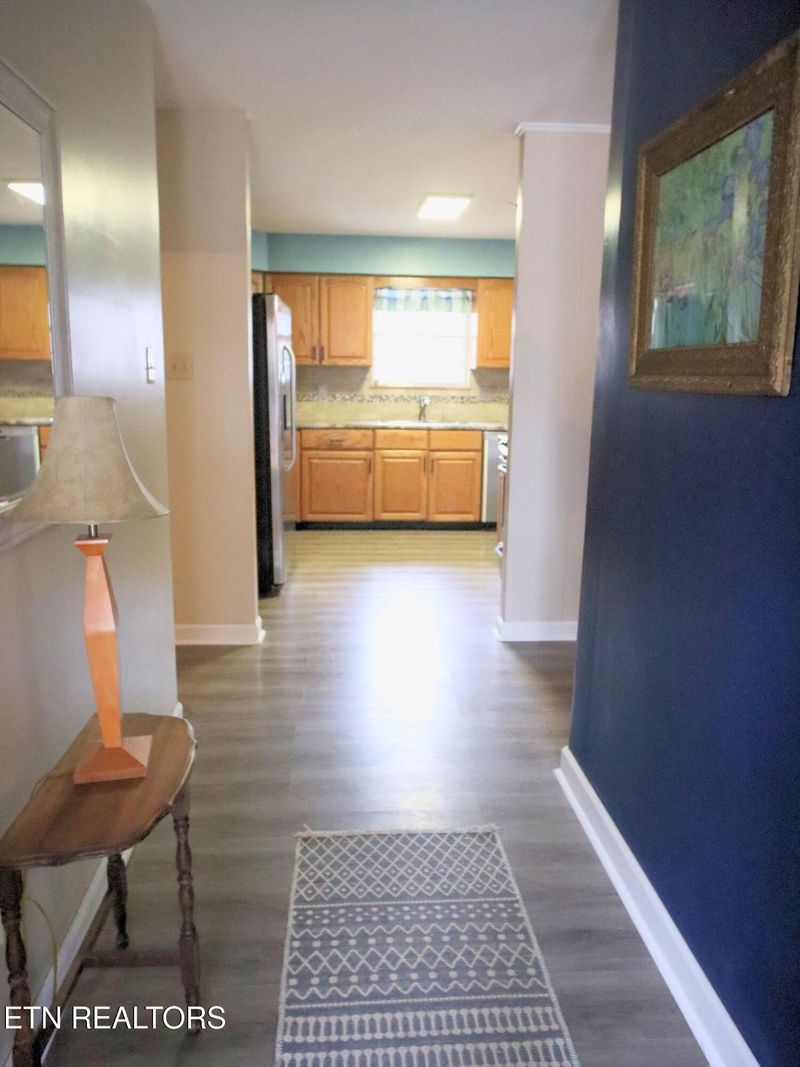6109 Ricky Allen Rd, Corryton, TN 37721