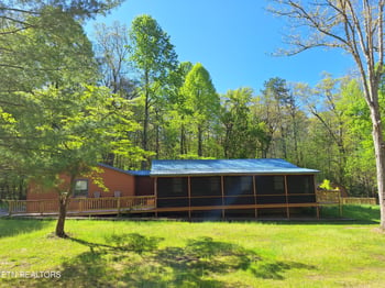 6109 S Circle Dr, Tallassee, TN 37878