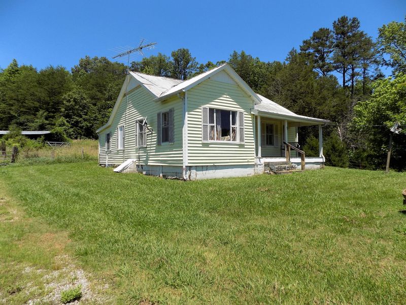 611 Cagle Rd #A, Tellico Plains, TN 37385