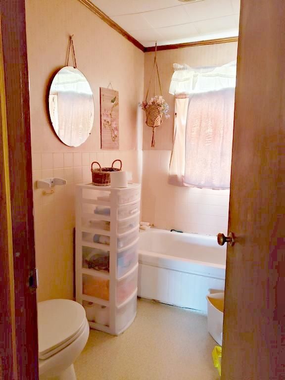 611 Million St, Athens, TN 37303