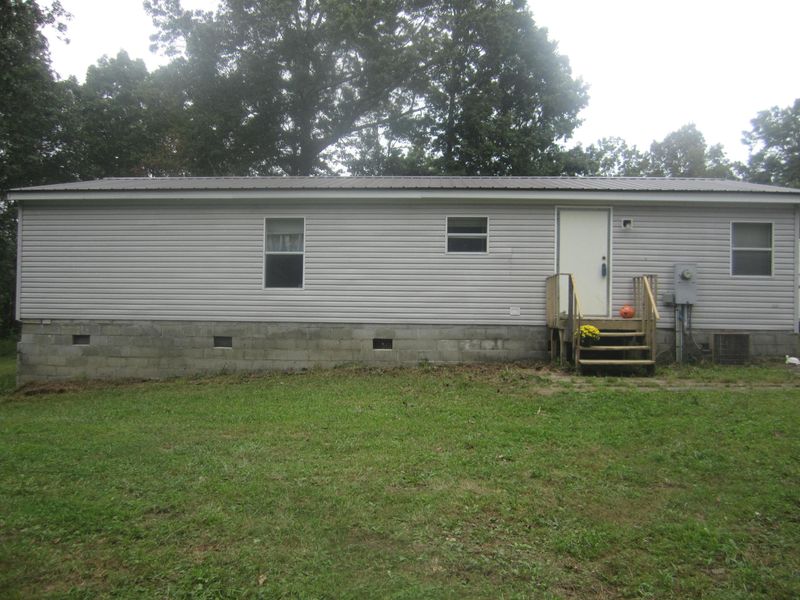 611 Ormes Rd, Crossville, TN 38572