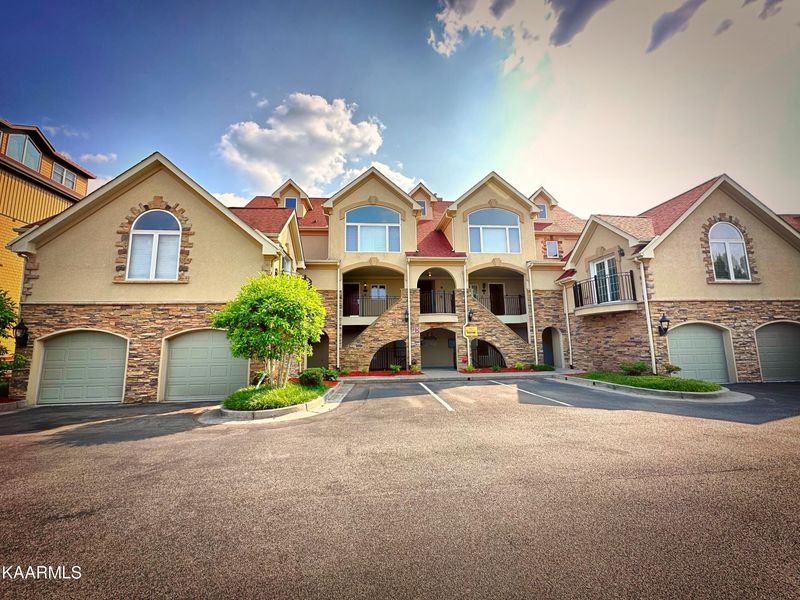 611 River Place Way, Sevierville, TN 37862