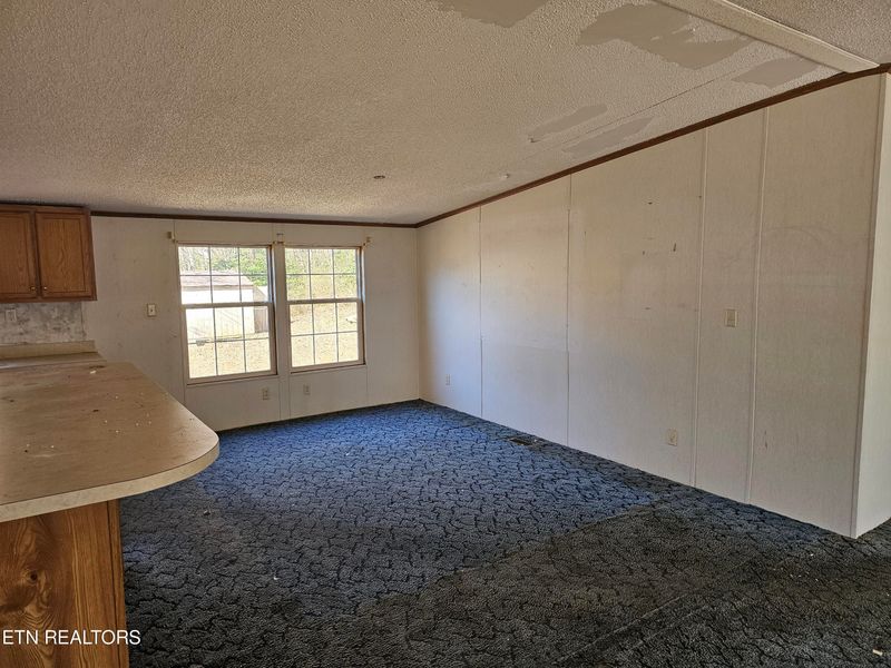 611 W Broad St, Clinton, TN 37716