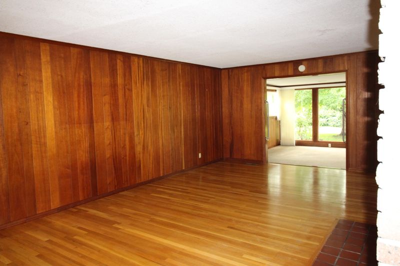 611 Wesley Rd, Knoxville, TN 37909