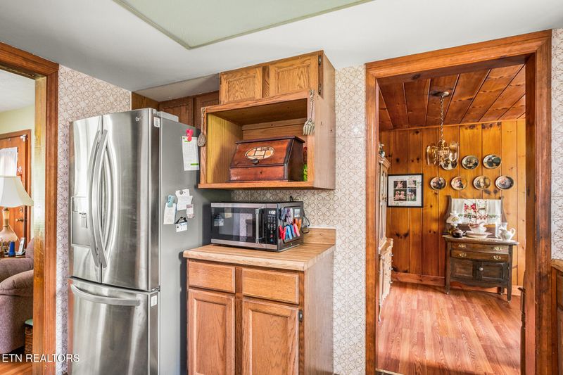 6111 Manchester Rd, Knoxville, TN 37920