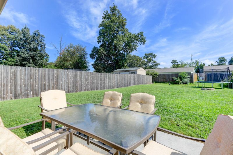 6112 Bill Murray Ln, Knoxville, TN 37912
