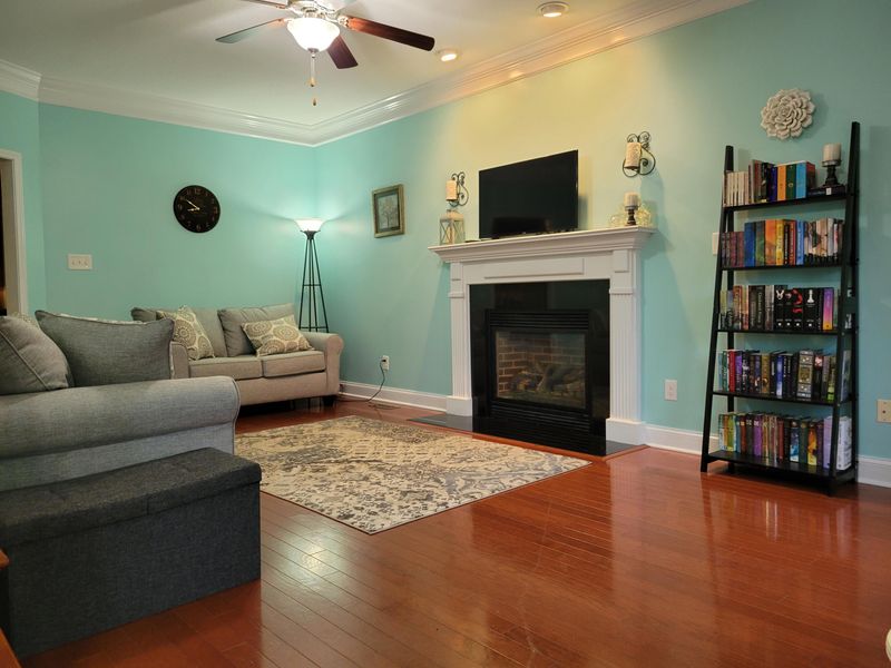 6112 Cate Rd, Powell, TN 37849