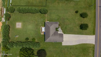 6115 Old Niles Ferry Pike, Greenback, TN 37742