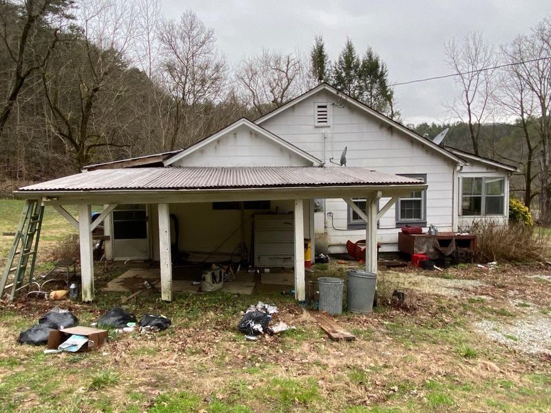 6116 E Lamar Alex Pkwy, Walland, TN 37886
