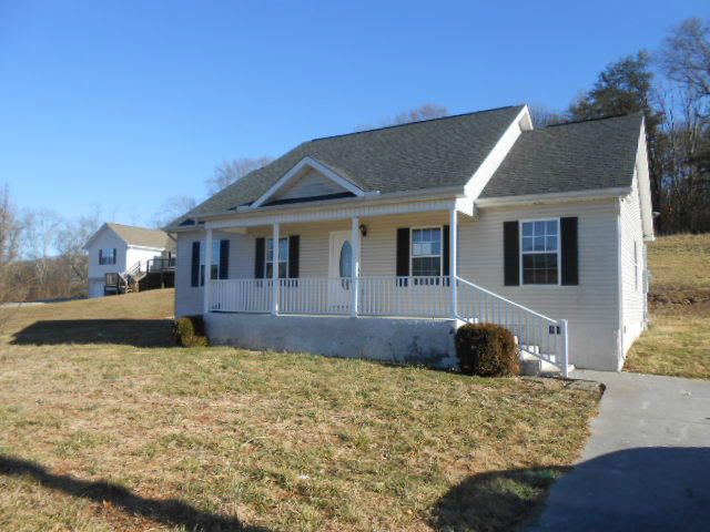 612 Autumn Harvest Dr, Kodak, TN 37764