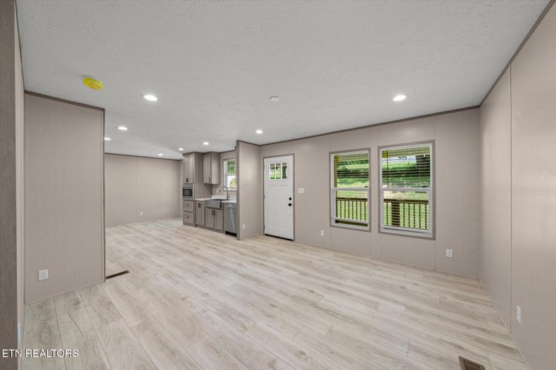 612 Caldwell Rd, Loudon, TN 37774