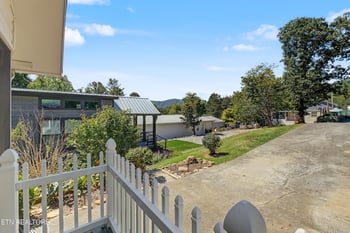 612 Whistling Swan St, Townsend, TN 37882