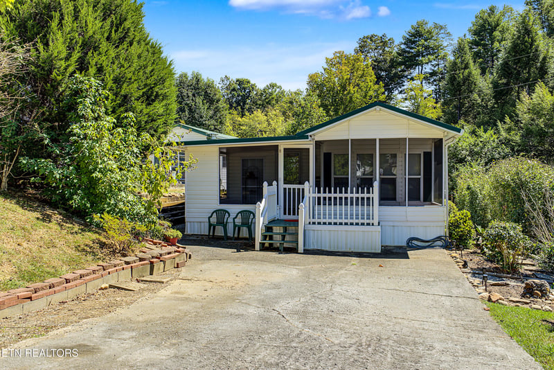 612 Whistling Swan St, Townsend, TN 37882
