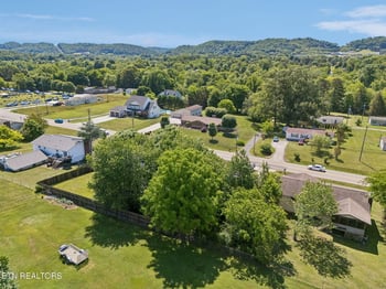 6121 W Emory Rd, Knoxville, TN 37931