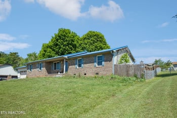 6121 W Emory Rd, Knoxville, TN 37931