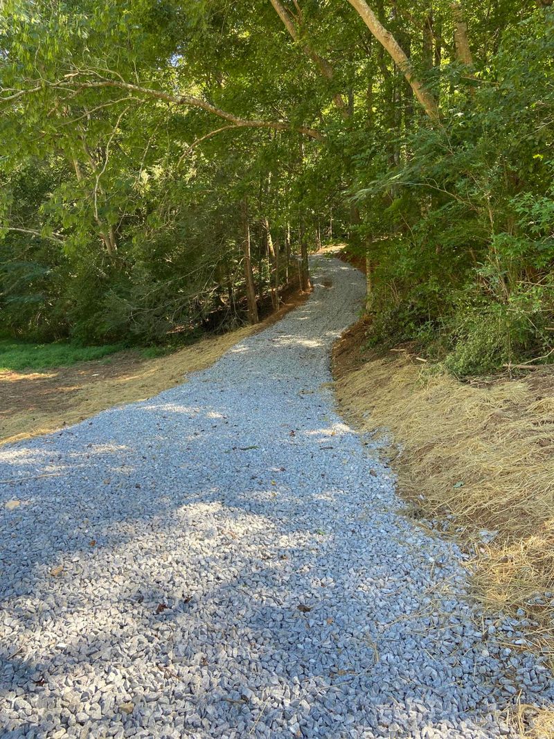 6124 E Lamar Alexander Pkwy, Walland, TN 37886