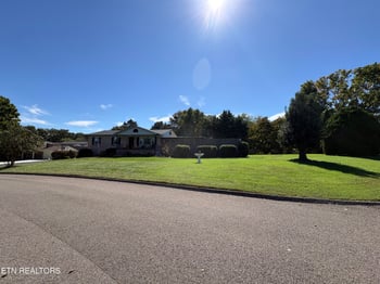 6124 Lilywood Ln, Knoxville, TN 37921