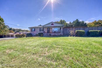 6124 Lilywood Ln, Knoxville, TN 37921