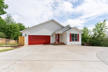 6125 Bingham Ln, Maryville, TN 37801