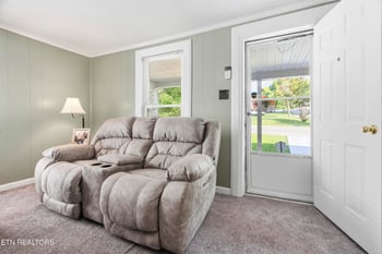 613 Fowler St, Clinton, TN 37716