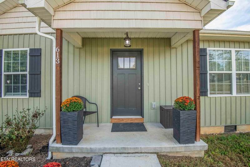 613 Glendale Ave, Clinton, TN 37716