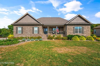 613 Majestic Mtns Blvd, Walland, TN 37886