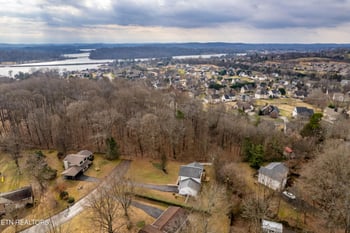 613 Royal Way Ln, Farragut, TN 37934