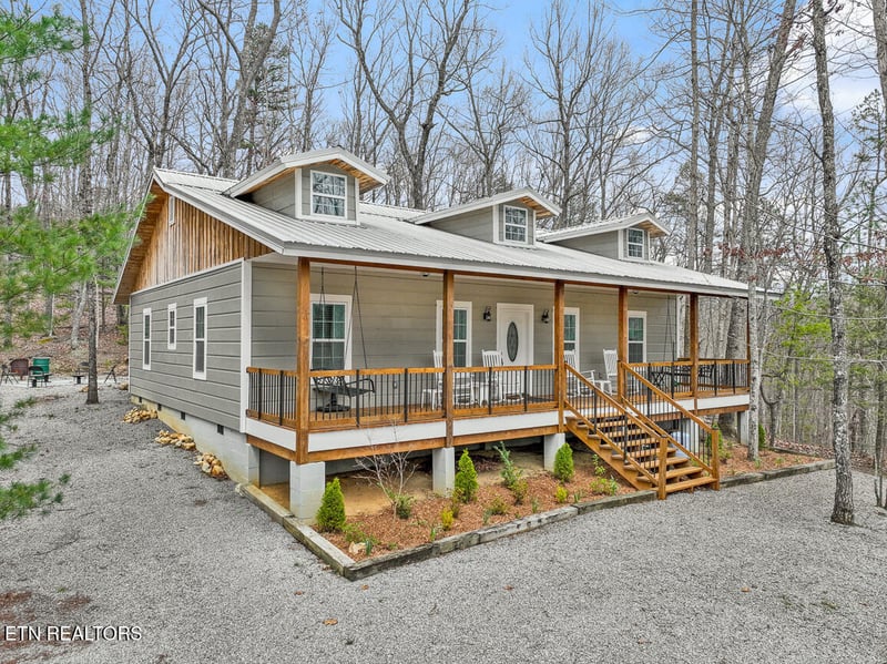 6134 Bobcat Tr, Tallassee, TN 37878