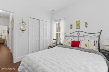 6134 Bobcat Tr, Tallassee, TN 37878