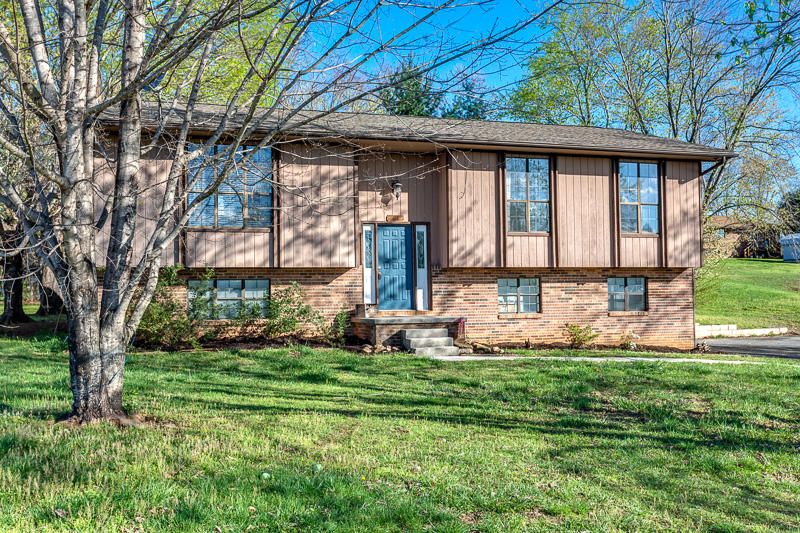 614 Devon St, Seymour, TN 37865