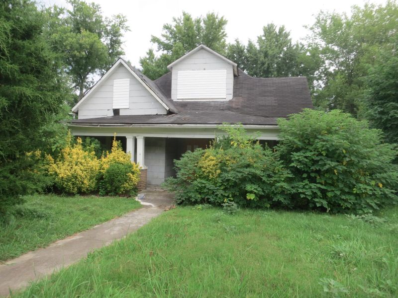 614 Hiawassee Ave, Knoxville, TN 37917