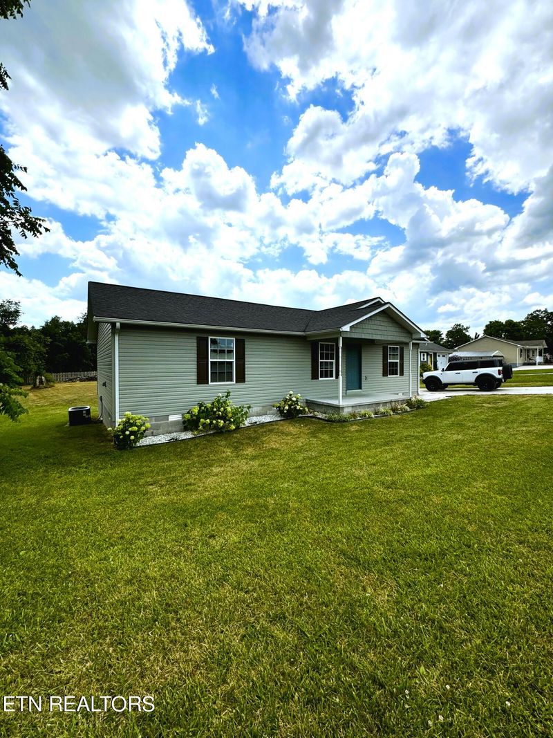 614 Tabor Loop, Crossville, TN 38571