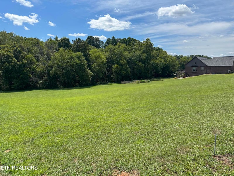 614 Winding Creek Way, Walland, TN 37886