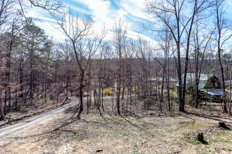 6140 Sandy Stand Rd, Tallassee, TN 37878