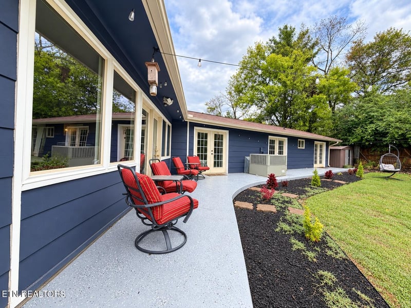 6148 Kirbury Ln, Knoxville, TN 37909