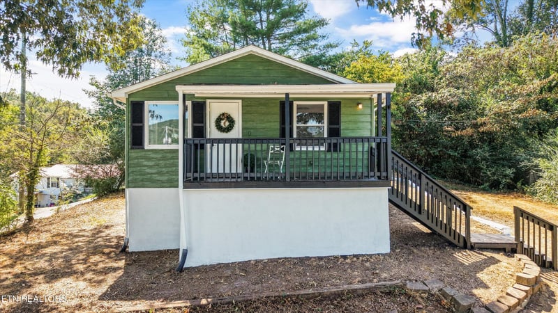 615 Butler Mill Rd, Oliver Springs, TN 37840