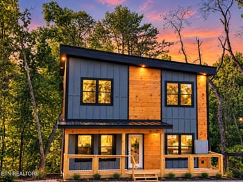 615 Country Oaks Dr, Pigeon Forge, TN 37863