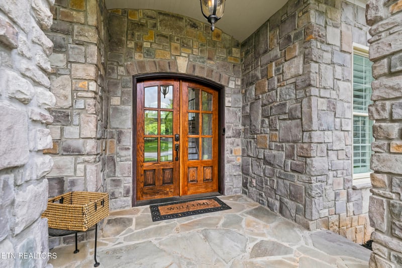 615 Gwinhurst Rd, Knoxville, TN 37934