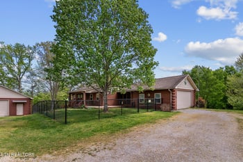 615 Harold Dr, Maryville, TN 37803