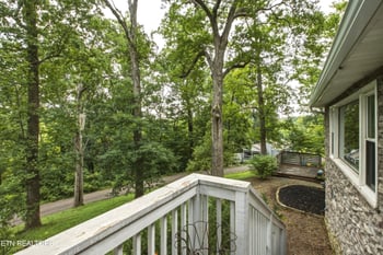 615 Hemlock Rd, Knoxville, TN 37919