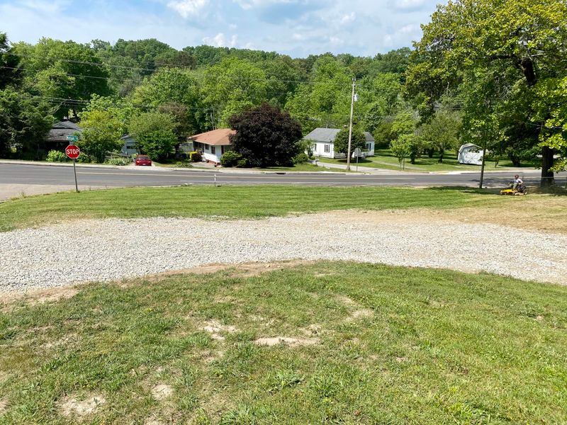 615 Pumphouse Rd, Rockwood, TN 37854