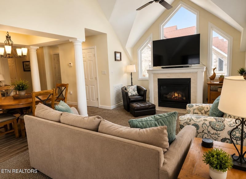 615 River Place Way #B304, Sevierville, TN 37862