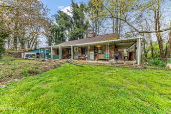 6155 Lacy Rd, Knoxville, TN 37912