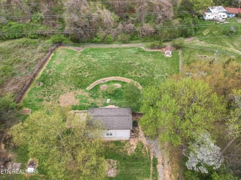 6155 Lacy Rd, Knoxville, TN 37912