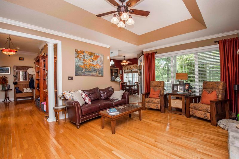 616 Davis Acres Dr, Maryville, TN 37804