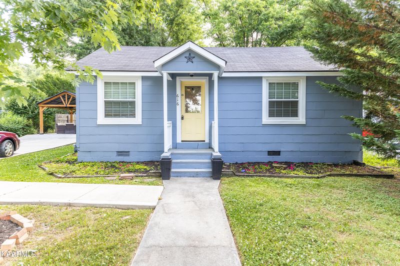 616 Paine St, Sevierville, TN 37862