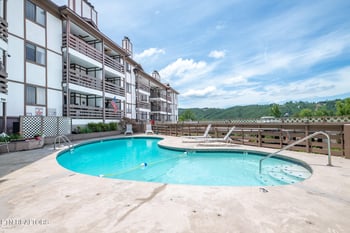 616 Turkey Nest Rd #206, Gatlinburg, TN 37738